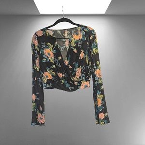 Last chance! Xhilaration Long Sleeve Floral Print Crop Top Size XS
